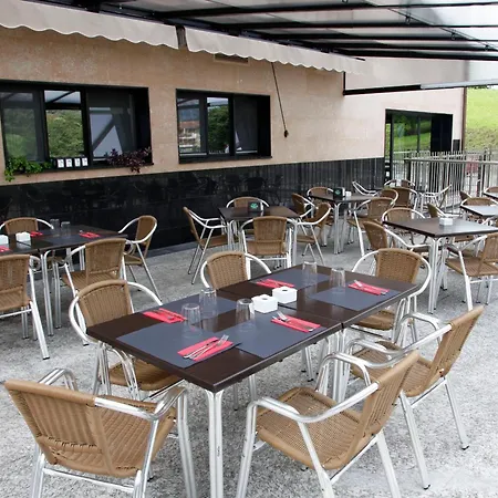 Hotel Restaurante Zelaa *